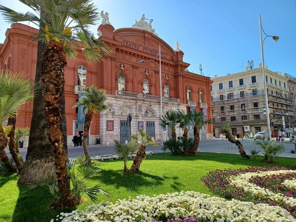Apartament Cozy Loft Putignani Bari Zewnętrze zdjęcie
